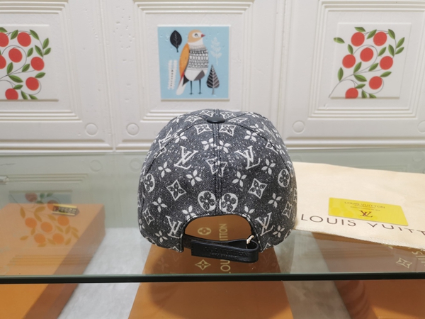 ブランド帽子側面デザイン